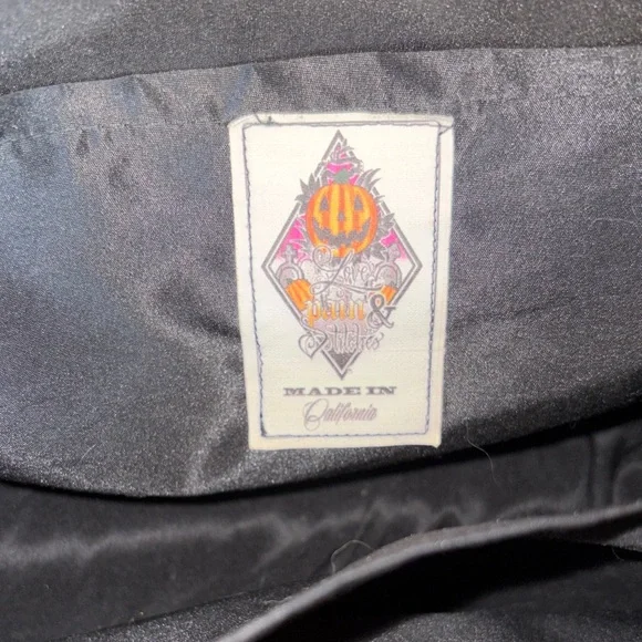 Love Pain and Stitches Black and Orange Jack O Lantern Face Crossbody Bag - Picture 3 of 5